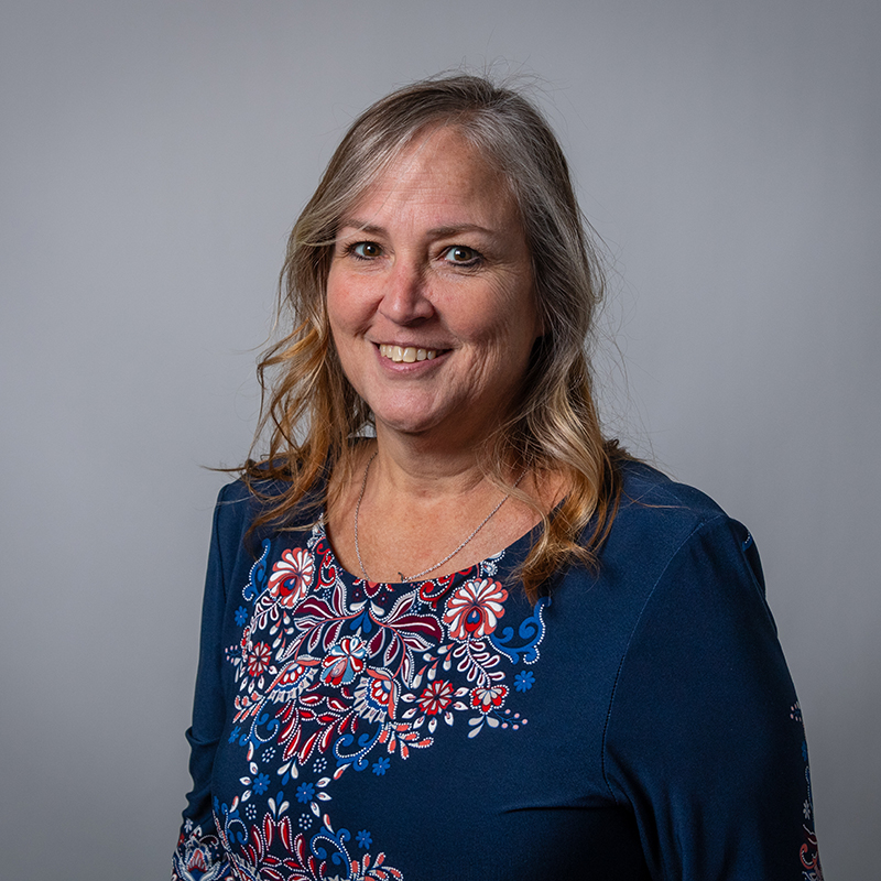 Headshot of Tracy Brunette.